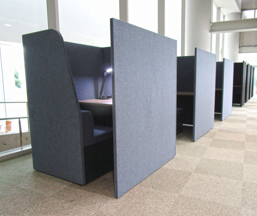 やまぐち技術サポートテレワークスペースYY！ARCH（ワイワイアーチ）